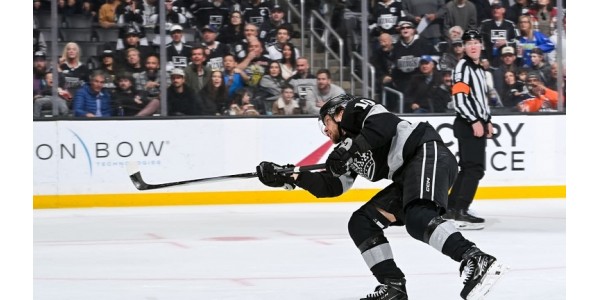 Los Angeles Kings a Edmonton Oilers znovu rozdmýchávají své mistrovské ambice Los Angeles Kings a Edmonton Oilers znovu rozdmýchávají své mistrovské ambice